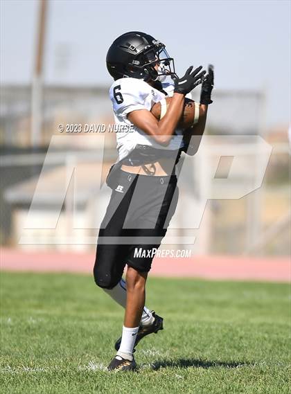 Thumbnail 2 in Golden Valley @ Quartz Hill photogallery.