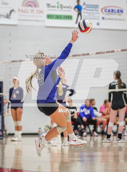 Thumbnail 1 in Green Hill vs Lebanon (TSSAA Division I-AAA District Playoff) photogallery.