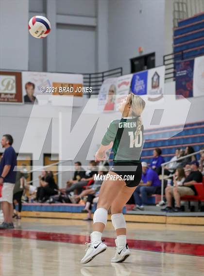 Thumbnail 2 in Green Hill vs Lebanon (TSSAA Division I-AAA District Playoff) photogallery.
