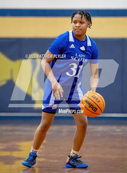 Thumbnail 3 in Scotland vs E.E. Smith (NCHSAA 3A Third Round) photogallery.