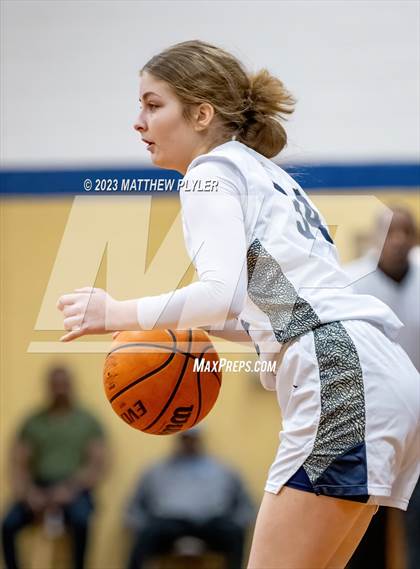Thumbnail 3 in Scotland vs E.E. Smith (NCHSAA 3A Third Round) photogallery.