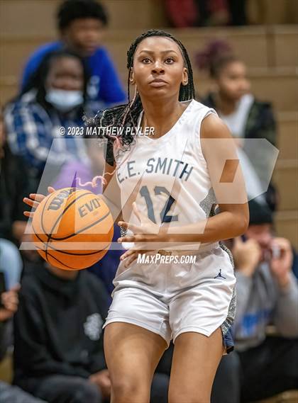 Thumbnail 2 in Scotland vs E.E. Smith (NCHSAA 3A Third Round) photogallery.
