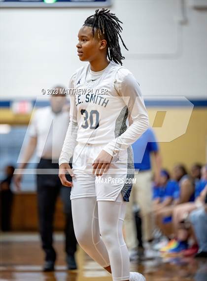Thumbnail 3 in Scotland vs E.E. Smith (NCHSAA 3A Third Round) photogallery.