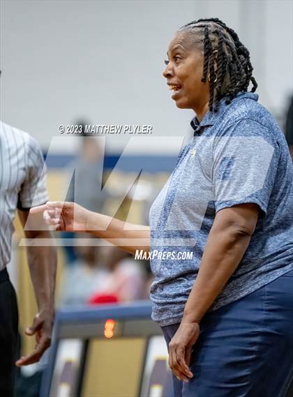 Thumbnail 2 in Scotland vs E.E. Smith (NCHSAA 3A Third Round) photogallery.