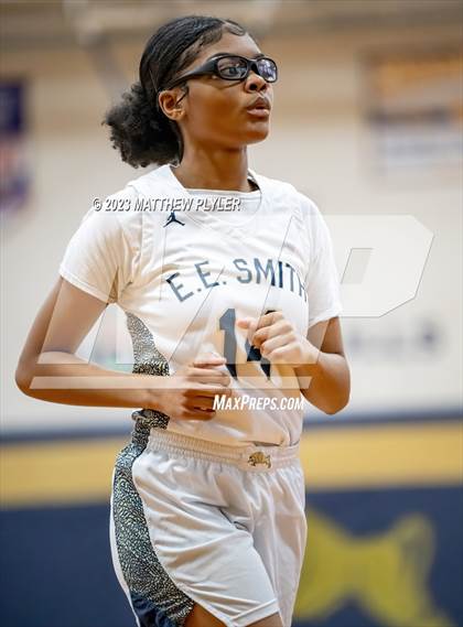 Thumbnail 2 in Scotland vs E.E. Smith (NCHSAA 3A Third Round) photogallery.
