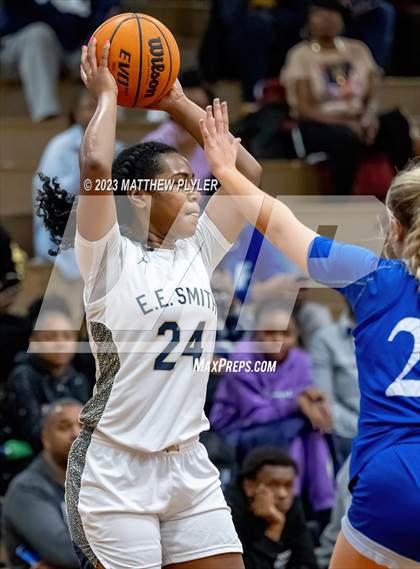 Thumbnail 1 in Scotland vs E.E. Smith (NCHSAA 3A Third Round) photogallery.