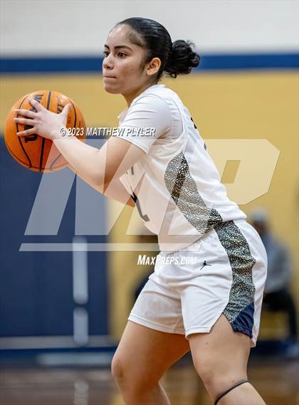 Thumbnail 1 in Scotland vs E.E. Smith (NCHSAA 3A Third Round) photogallery.