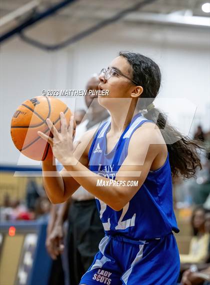 Thumbnail 3 in Scotland vs E.E. Smith (NCHSAA 3A Third Round) photogallery.