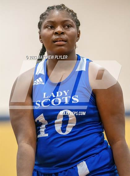 Thumbnail 3 in Scotland vs E.E. Smith (NCHSAA 3A Third Round) photogallery.