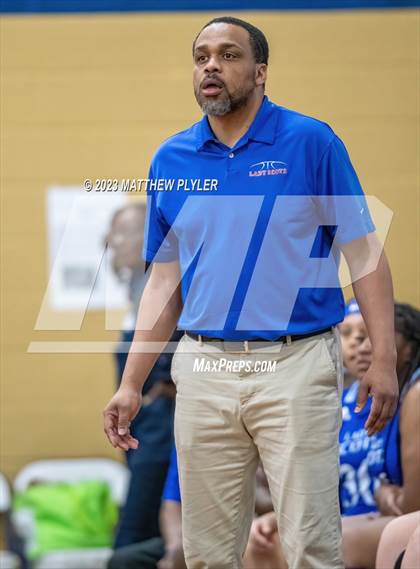 Thumbnail 2 in Scotland vs E.E. Smith (NCHSAA 3A Third Round) photogallery.