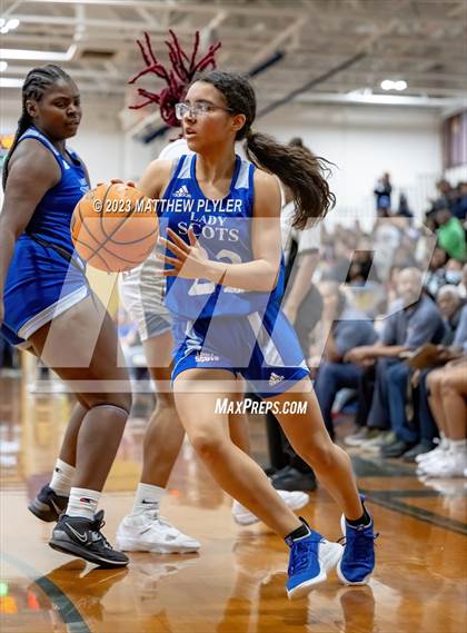 Thumbnail 3 in Scotland vs E.E. Smith (NCHSAA 3A Third Round) photogallery.