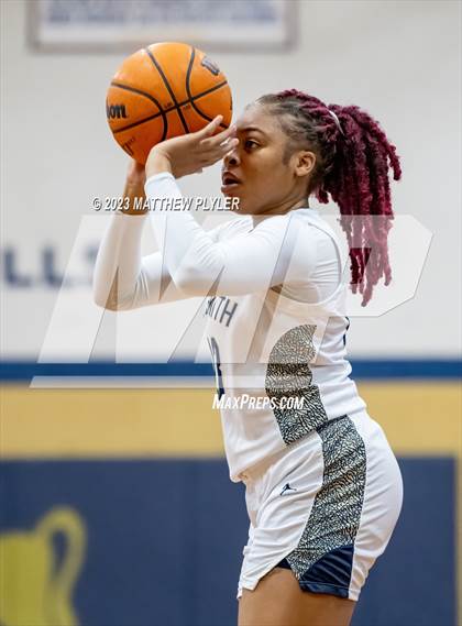 Thumbnail 2 in Scotland vs E.E. Smith (NCHSAA 3A Third Round) photogallery.
