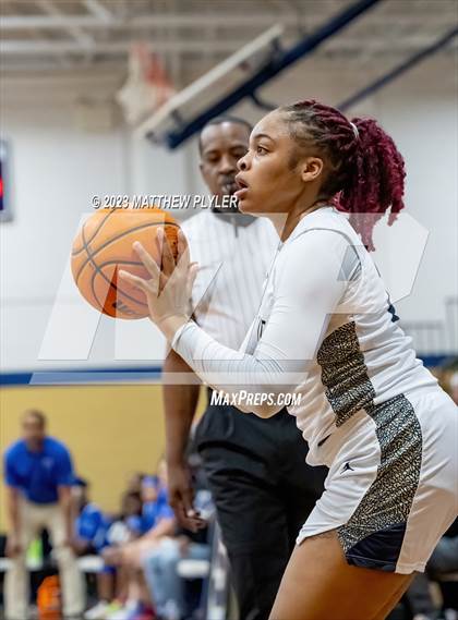 Thumbnail 1 in Scotland vs E.E. Smith (NCHSAA 3A Third Round) photogallery.