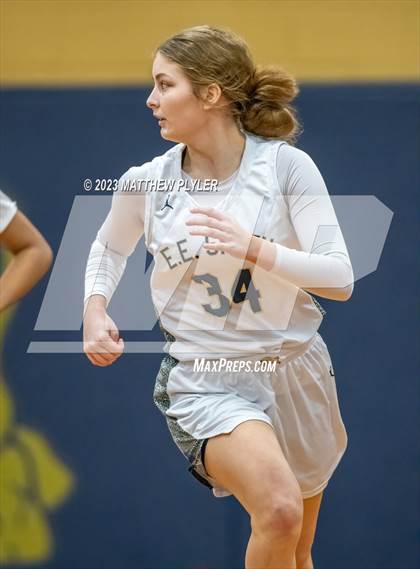 Thumbnail 2 in Scotland vs E.E. Smith (NCHSAA 3A Third Round) photogallery.