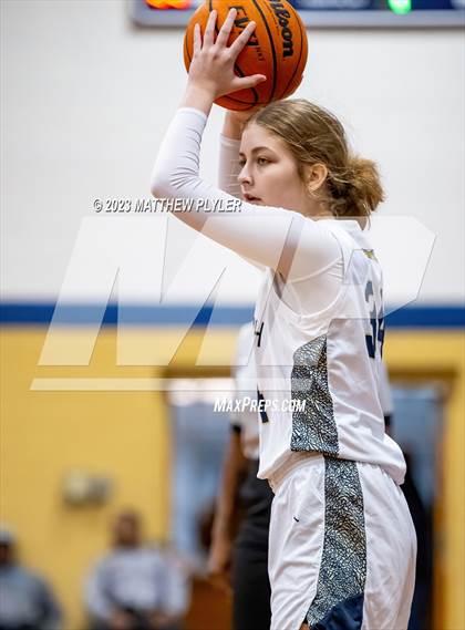 Thumbnail 1 in Scotland vs E.E. Smith (NCHSAA 3A Third Round) photogallery.