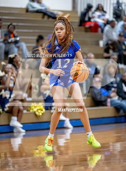 Thumbnail 2 in Scotland vs E.E. Smith (NCHSAA 3A Third Round) photogallery.