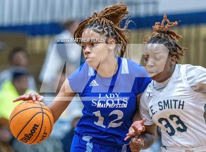 Thumbnail 3 in Scotland vs E.E. Smith (NCHSAA 3A Third Round) photogallery.