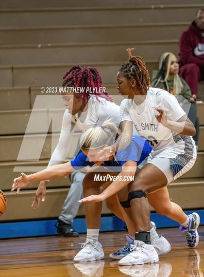 Thumbnail 2 in Scotland vs E.E. Smith (NCHSAA 3A Third Round) photogallery.