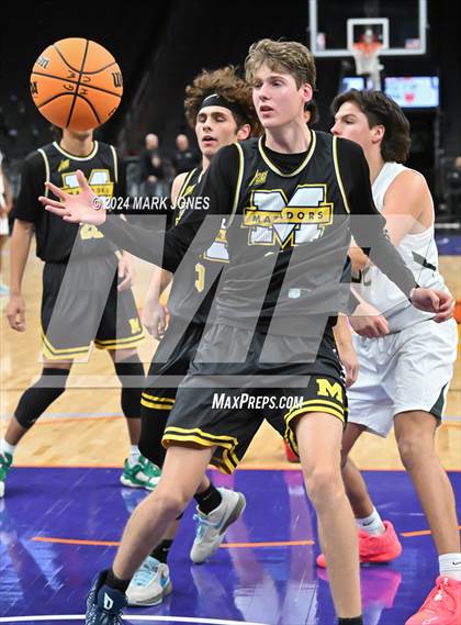 Thumbnail 2 in Shadow Mountain vs. Greenway (Hoopin' It Up At The Arena) photogallery.
