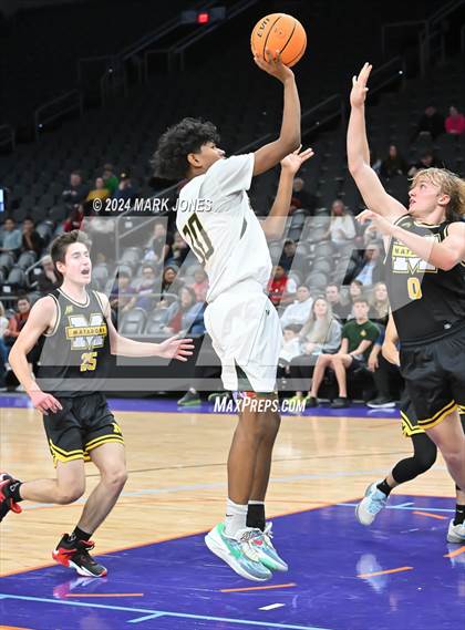Thumbnail 3 in Shadow Mountain vs. Greenway (Hoopin' It Up At The Arena) photogallery.
