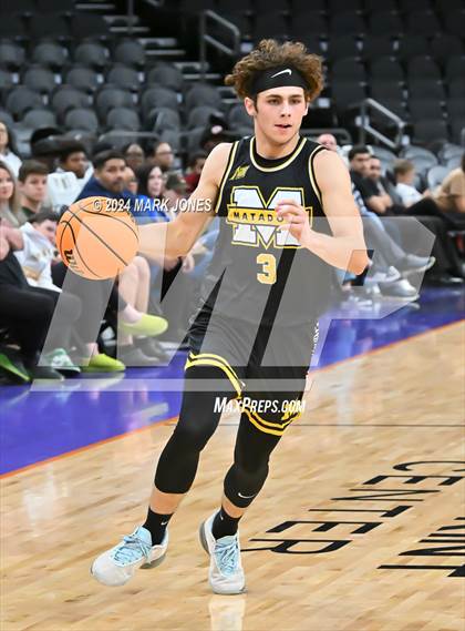 Thumbnail 1 in Shadow Mountain vs. Greenway (Hoopin' It Up At The Arena) photogallery.