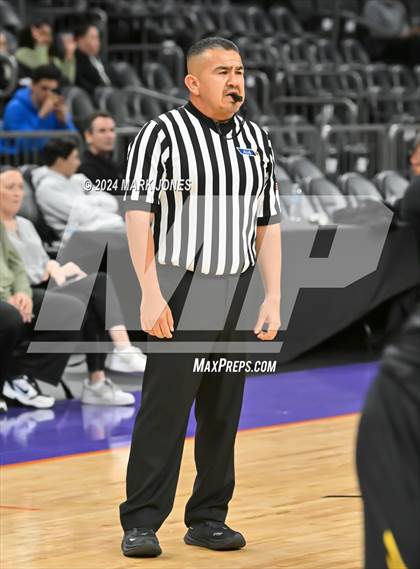 Thumbnail 3 in Shadow Mountain vs. Greenway (Hoopin' It Up At The Arena) photogallery.