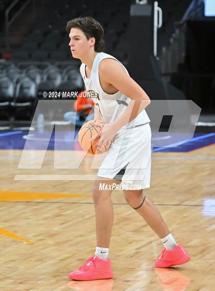 Thumbnail 2 in Shadow Mountain vs. Greenway (Hoopin' It Up At The Arena) photogallery.