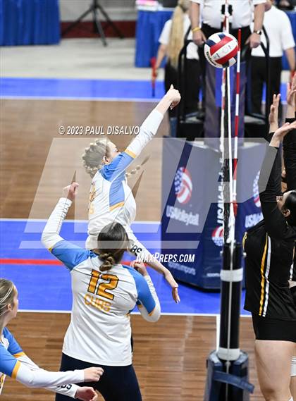 Thumbnail 1 in Timnath vs Valley (CHSAA 3A Round 1) photogallery.
