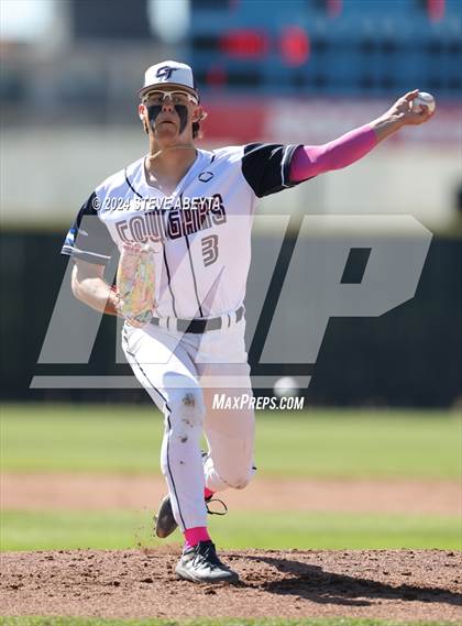 Thumbnail 1 in Horizon @ Cherokee Trail (CHSAA 5A First Round) photogallery.