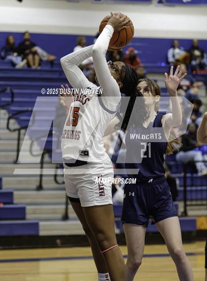 Thumbnail 3 in Cypress Springs vs. Tomball Memorial (UIL Basketball 6A D2 Region 2 Bi-District) photogallery.