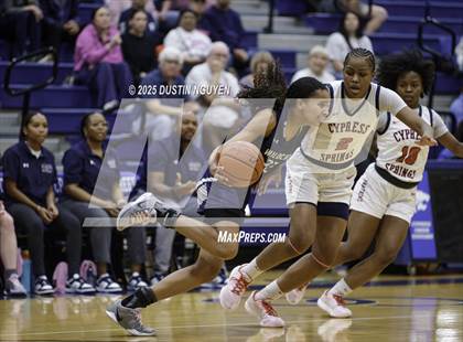 Thumbnail 1 in Cypress Springs vs. Tomball Memorial (UIL Basketball 6A D2 Region 2 Bi-District) photogallery.