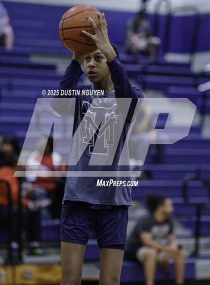 Thumbnail 1 in Cypress Springs vs. Tomball Memorial (UIL Basketball 6A D2 Region 2 Bi-District) photogallery.