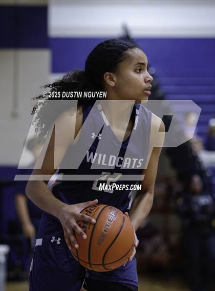 Thumbnail 3 in Cypress Springs vs. Tomball Memorial (UIL Basketball 6A D2 Region 2 Bi-District) photogallery.