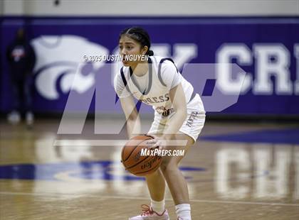 Thumbnail 1 in Cypress Springs vs. Tomball Memorial (UIL Basketball 6A D2 Region 2 Bi-District) photogallery.