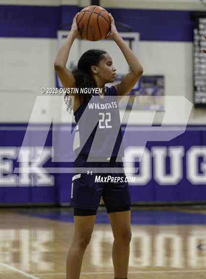 Thumbnail 1 in Cypress Springs vs. Tomball Memorial (UIL Basketball 6A D2 Region 2 Bi-District) photogallery.