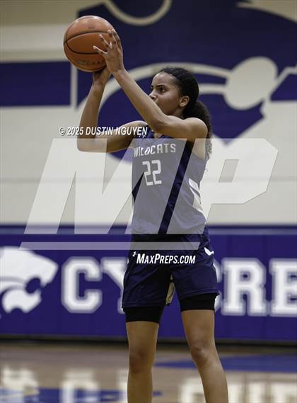 Thumbnail 3 in Cypress Springs vs. Tomball Memorial (UIL Basketball 6A D2 Region 2 Bi-District) photogallery.