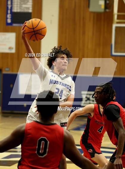 Thumbnail 3 in Mountain House vs. Monte Vista (Huber Classic) photogallery.