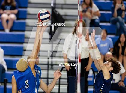 Thumbnail 1 in Legacy vs Grandview (CHSAA 5A Round 1) photogallery.