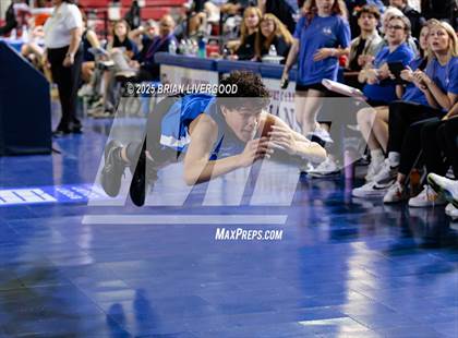 Thumbnail 2 in Legacy vs Grandview (CHSAA 5A Round 1) photogallery.