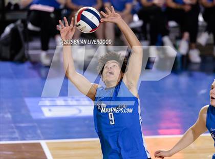Thumbnail 1 in Legacy vs Grandview (CHSAA 5A Round 1) photogallery.