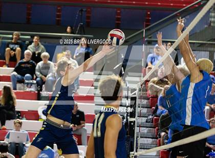 Thumbnail 1 in Legacy vs Grandview (CHSAA 5A Round 1) photogallery.