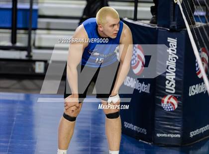 Thumbnail 1 in Legacy vs Grandview (CHSAA 5A Round 1) photogallery.
