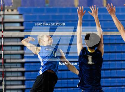 Thumbnail 3 in Legacy vs Grandview (CHSAA 5A Round 1) photogallery.