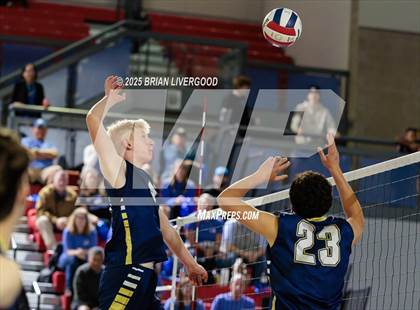 Thumbnail 3 in Legacy vs Grandview (CHSAA 5A Round 1) photogallery.