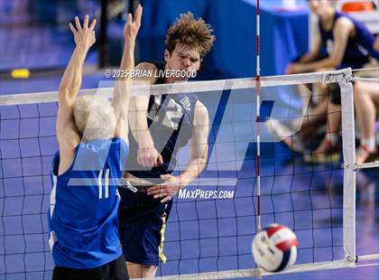 Thumbnail 1 in Legacy vs Grandview (CHSAA 5A Round 1) photogallery.