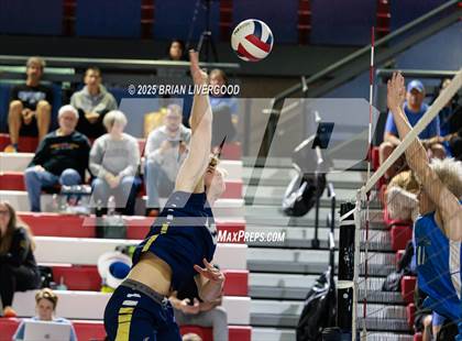 Thumbnail 3 in Legacy vs Grandview (CHSAA 5A Round 1) photogallery.