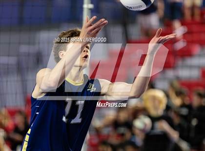 Thumbnail 2 in Legacy vs Grandview (CHSAA 5A Round 1) photogallery.