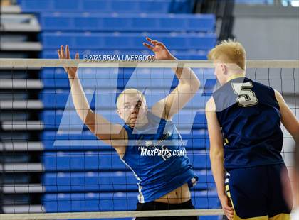 Thumbnail 1 in Legacy vs Grandview (CHSAA 5A Round 1) photogallery.
