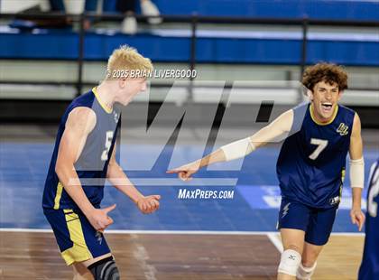 Thumbnail 2 in Legacy vs Grandview (CHSAA 5A Round 1) photogallery.