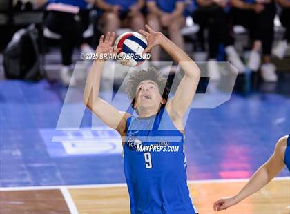 Thumbnail 3 in Legacy vs Grandview (CHSAA 5A Round 1) photogallery.
